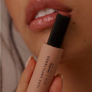 Lux Unfiltered N11 Smoothing Lip Tint in Paloma
